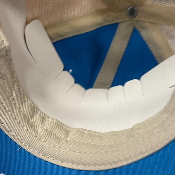 UCLA BRUINS One Size Snap Back Cap Hat Mesh Back Embroidered Captivating NWT - Picture 10 of 11